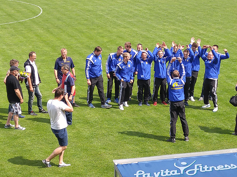 20160529220549_160528_Ehrung-Staffelsieg_1.jpg